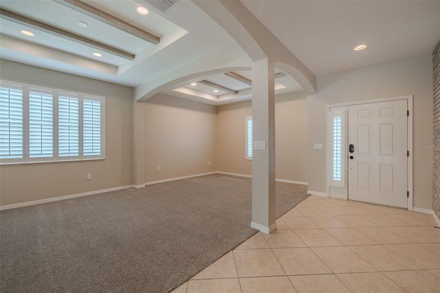 11318 COVENTRY GROVE CIRCLE, Lithia, FL 33547