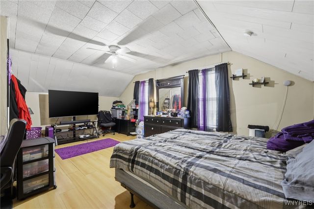 1329 Niagara Avenue, Niagara Falls, NY 14305