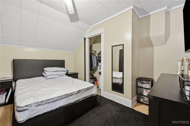 1329 Niagara Avenue, Niagara Falls, NY 14305