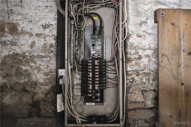 1329 Niagara Avenue, Niagara Falls, NY 14305