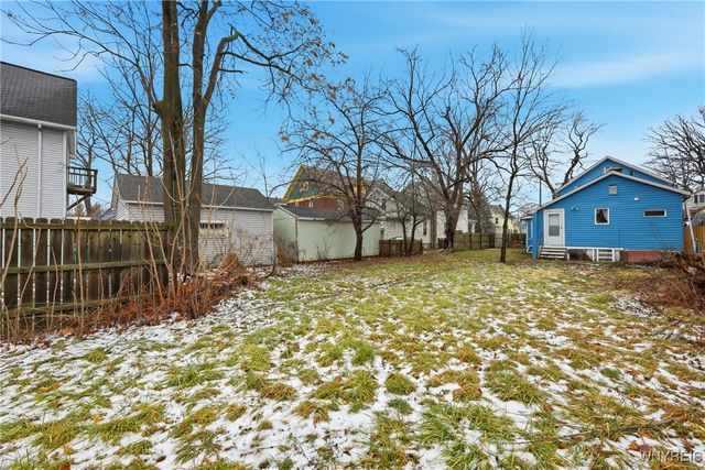 1329 Niagara Avenue, Niagara Falls, NY 14305