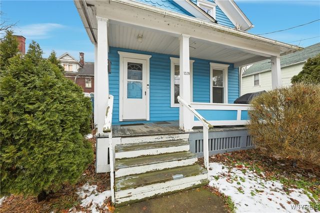 1329 Niagara Avenue, Niagara Falls, NY 14305