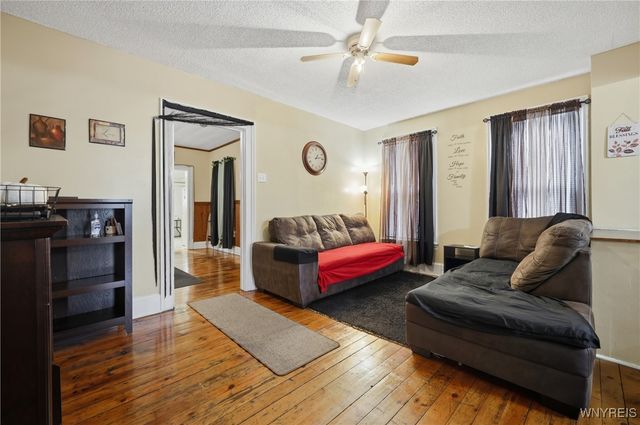 1329 Niagara Avenue, Niagara Falls, NY 14305