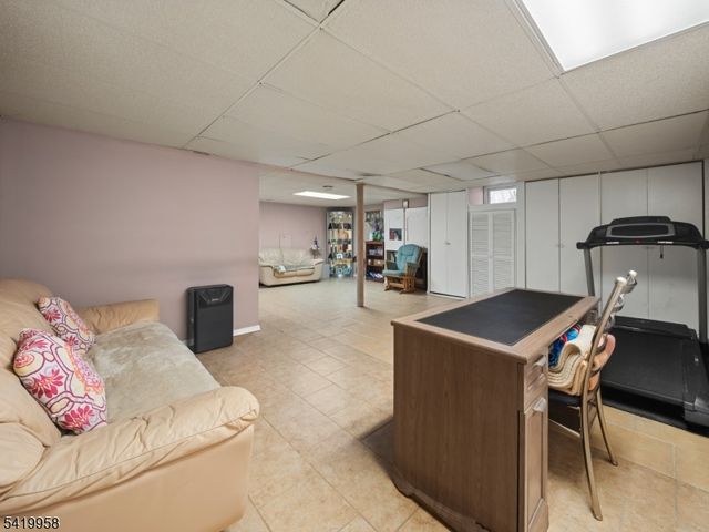 544 Goffle Hill Rd, Hawthorne Boro, NJ 07506