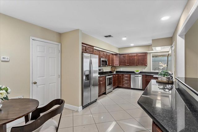 171 S SHADOWBAY BOULEVARD, Longwood, FL 32779