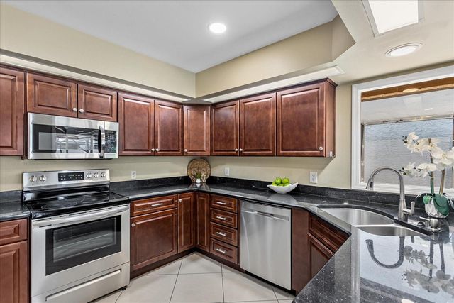 171 S SHADOWBAY BOULEVARD, Longwood, FL 32779