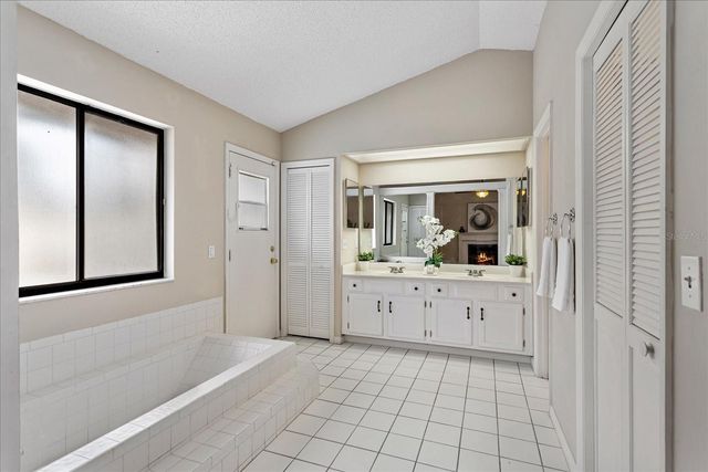 171 S SHADOWBAY BOULEVARD, Longwood, FL 32779