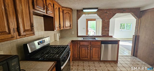 83 Forest Street, East Hartford, CT 06118