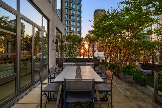 43 W 64TH Street PH10B, New York City, NY 10023