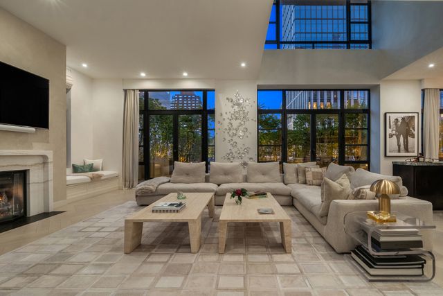 43 W 64TH Street PH10B, New York City, NY 10023