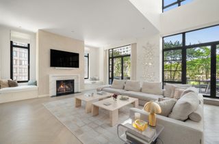 43 W 64TH Street PH10B, New York City, NY 10023