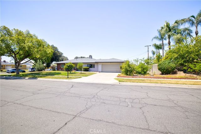 1140 N Belden, Rialto, CA 92376