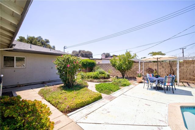 1140 N Belden, Rialto, CA 92376