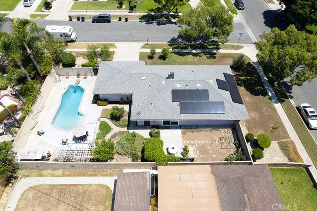 1140 N Belden, Rialto, CA 92376