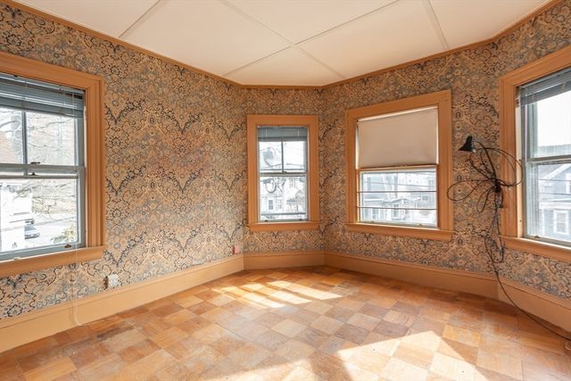 445 Madison St, Fall River, MA 02720