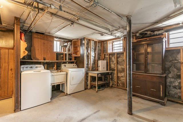 445 Madison St, Fall River, MA 02720