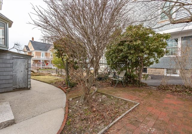 445 Madison St, Fall River, MA 02720