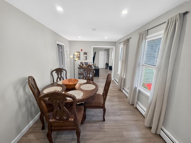 2 North St 1, Haverhill, MA 01830