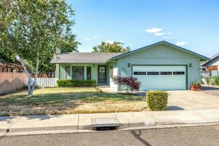 2976 Lois Lane, Grants Pass, OR 97527