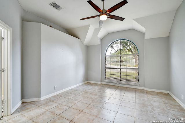 9479 Camino Venado, Helotes, TX 78023