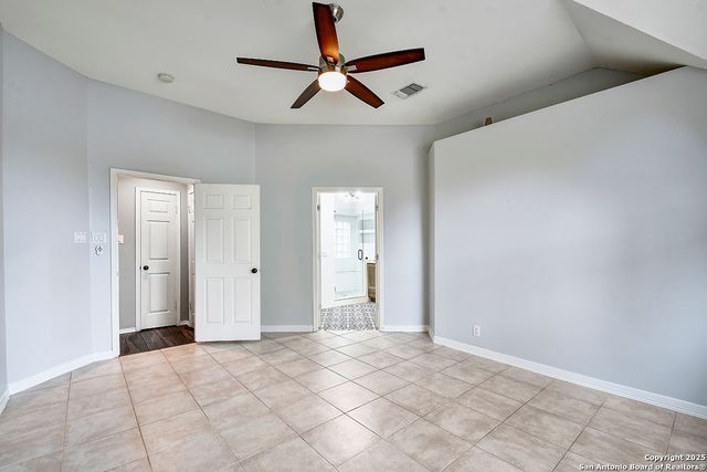 9479 Camino Venado, Helotes, TX 78023