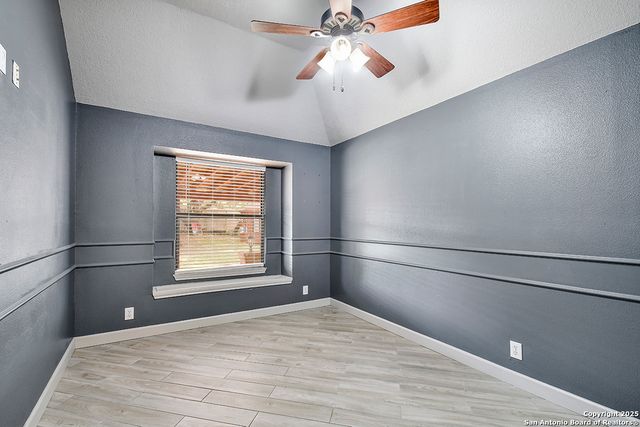 9479 Camino Venado, Helotes, TX 78023