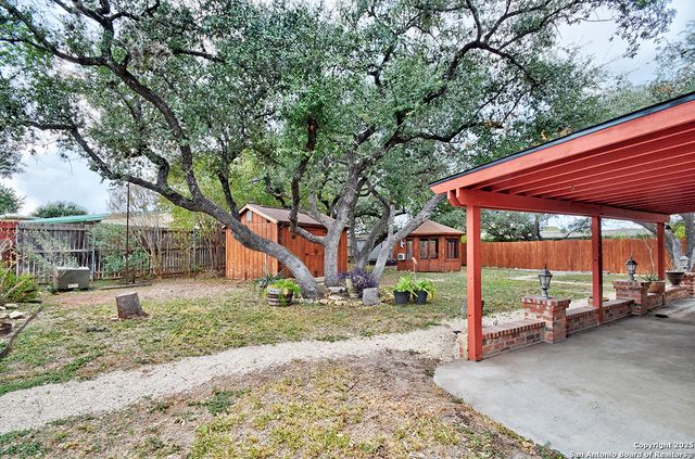 9479 Camino Venado, Helotes, TX 78023