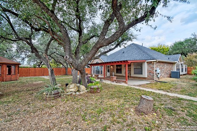 9479 Camino Venado, Helotes, TX 78023