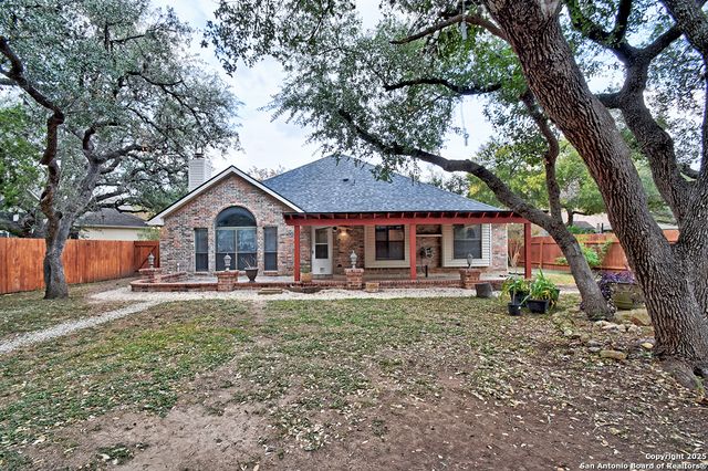 9479 Camino Venado, Helotes, TX 78023