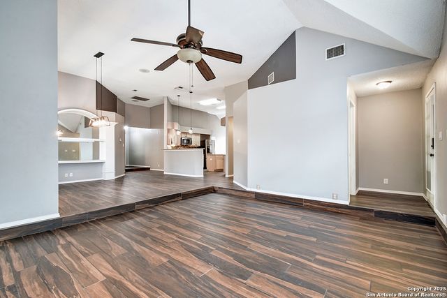 9479 Camino Venado, Helotes, TX 78023