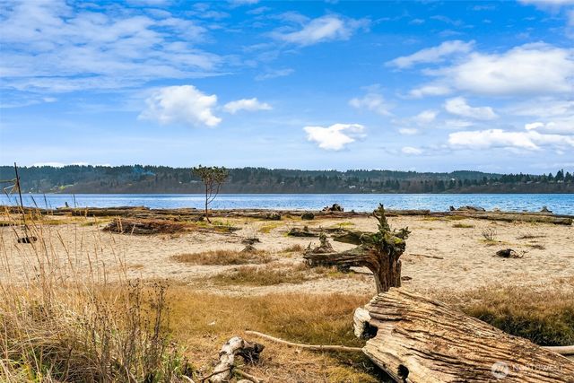 20325 81st Avenue SW, Vashon, WA 98070