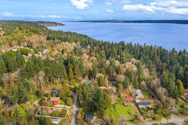 20325 81st Avenue SW, Vashon, WA 98070