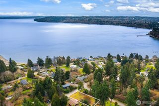 20325 81st Avenue SW, Vashon, WA 98070