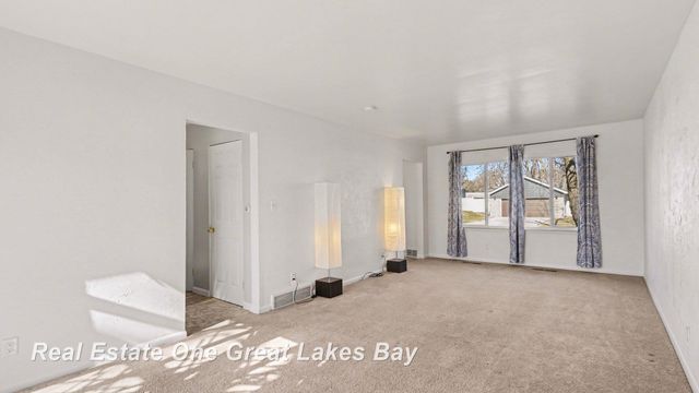 1108 Marchand Street, Bay City, MI 48706