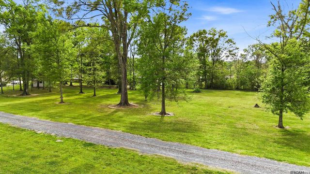 7085 Panama Manor Drive, Gonzales, LA 70737