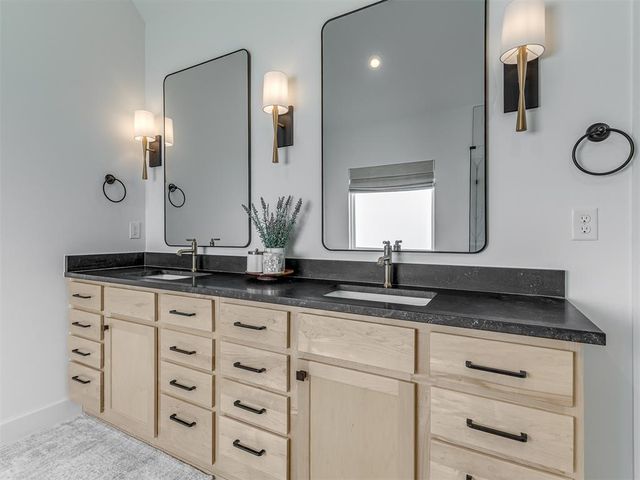 13931 Mossy Stone Way, Edmond, OK 73025