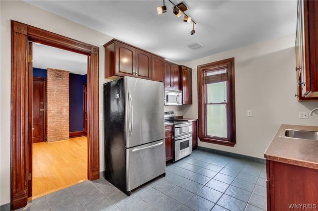 38 Orton Place, Buffalo, NY 14201