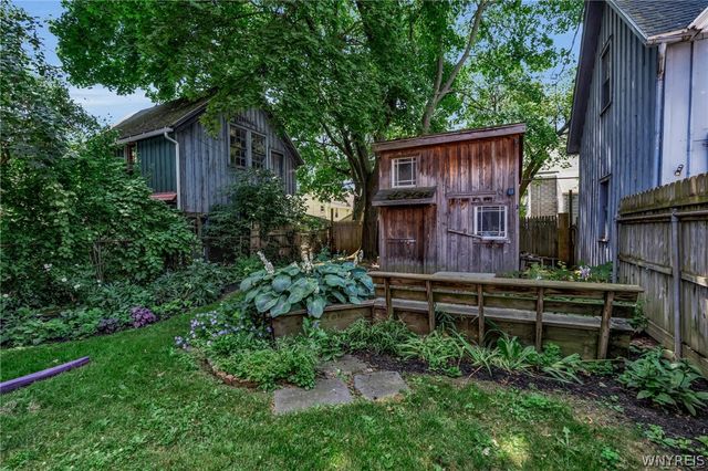 38 Orton Place, Buffalo, NY 14201