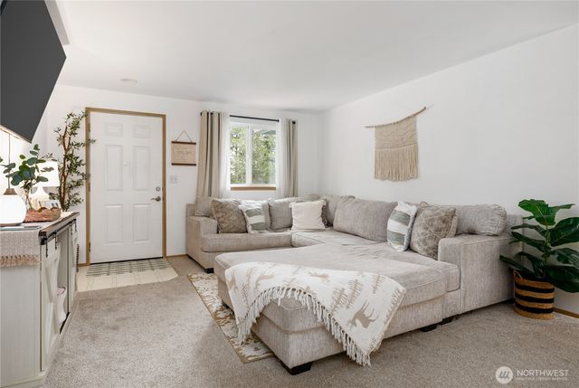 1257 Russell Drive, Coupeville, WA 98239
