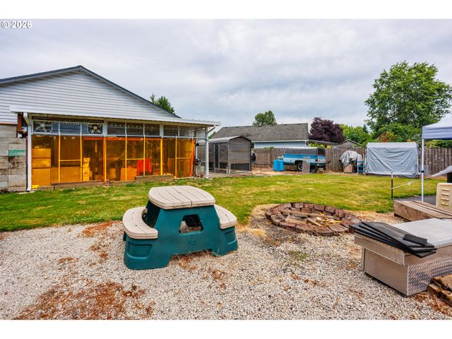 2008 Nw 9TH Ave, Battle Ground, WA 98604