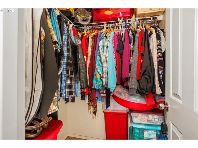 2008 Nw 9TH Ave, Battle Ground, WA 98604