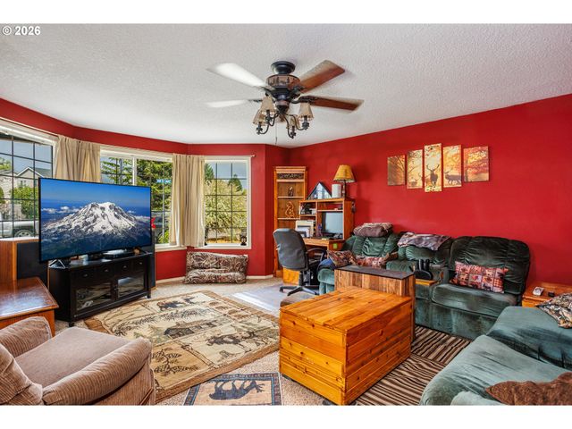 2008 Nw 9TH Ave, Battle Ground, WA 98604