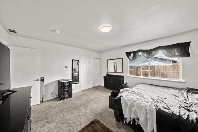 4400 79th St, Sacramento, CA 95820