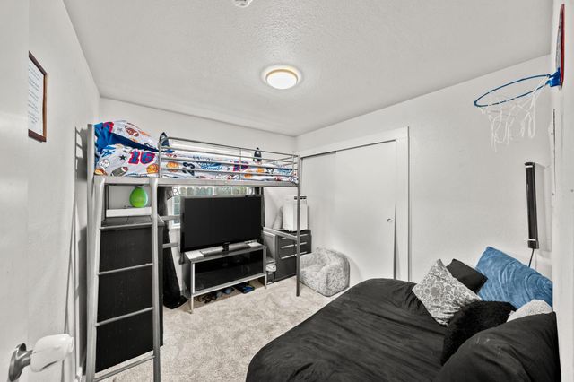 4400 79th St, Sacramento, CA 95820