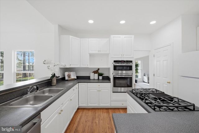 17550 DEAVERS CT, Hamilton, VA 20158
