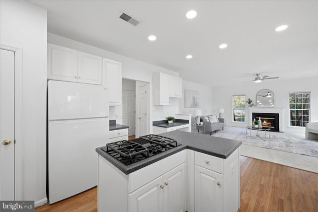 17550 DEAVERS CT, Hamilton, VA 20158