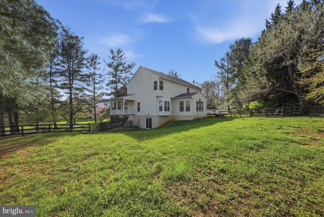 17550 DEAVERS CT, Hamilton, VA 20158