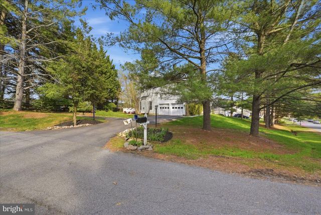 17550 DEAVERS CT, Hamilton, VA 20158