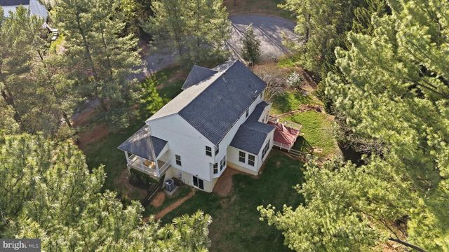17550 DEAVERS CT, Hamilton, VA 20158