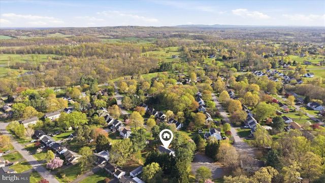 17550 DEAVERS CT, Hamilton, VA 20158